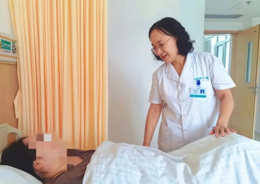 生死竞速护平安！济南市第七人民医院微创急救成功挽救高危宫外孕患者